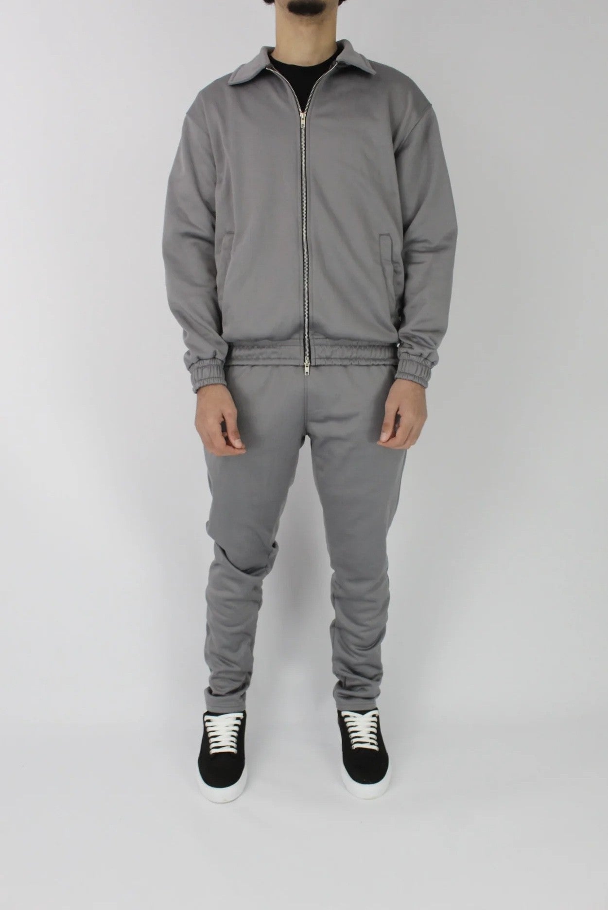 THE TECHSUIT | CHAJE DARK GREY