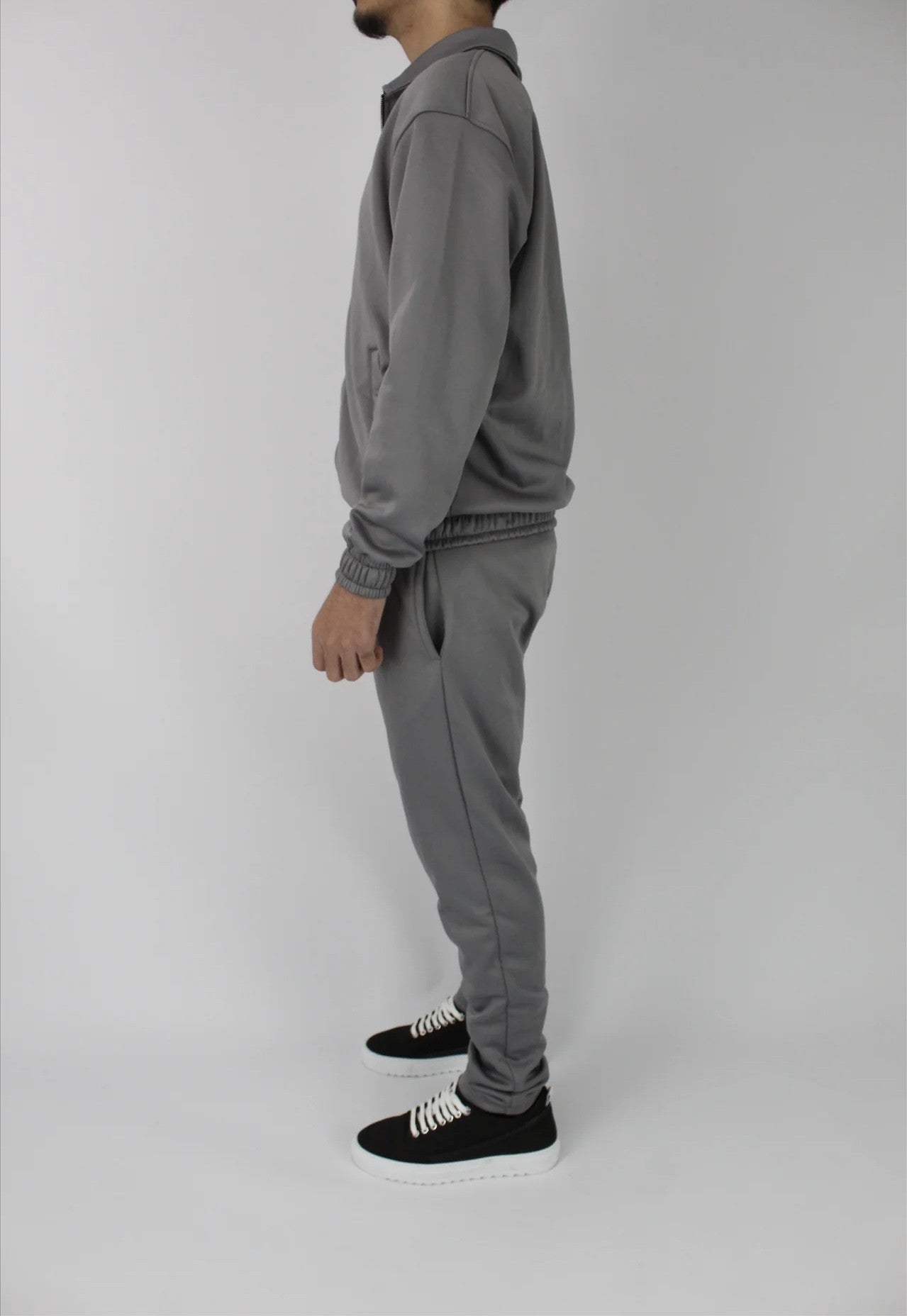 THE TECHSUIT | CHAJE DARK GREY