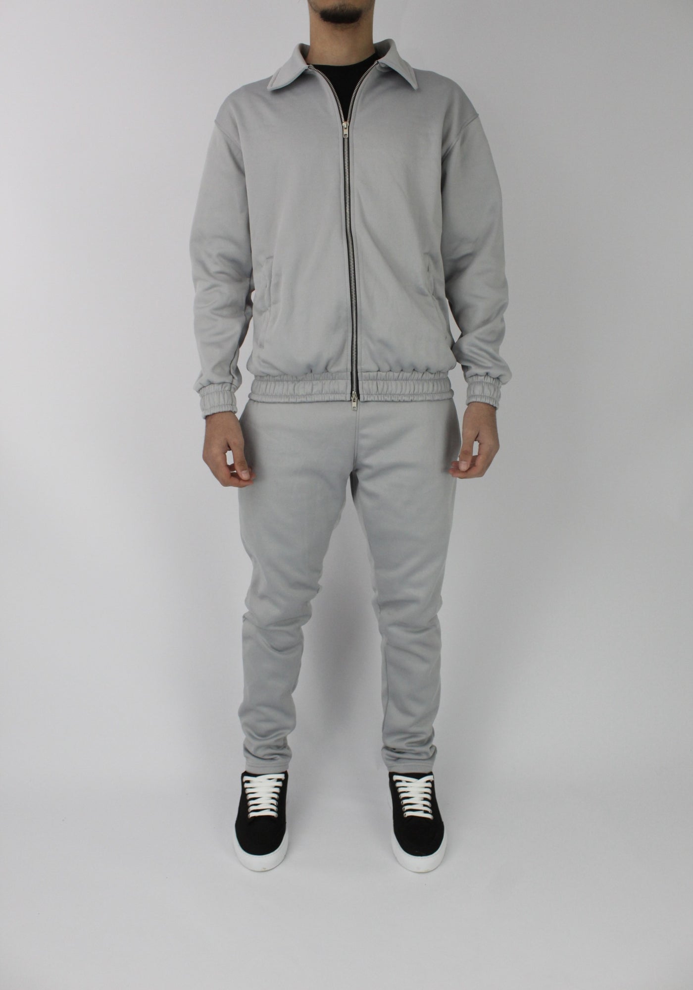 THE TECHSUIT | CHAJE LIGHT GREY